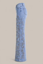 Load image into Gallery viewer, catalog-nr4010-light-wash-denim-pants-reference — stone gray product side image