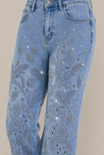 Load image into Gallery viewer, catalog-nr4010-light-wash-denim-pants-reference — stone gray product detail image