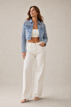 Load image into Gallery viewer, catalog-nr3963-light-wash-denim-jacket-reference — stone gray editorial model front image