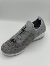 Load image into Gallery viewer, Crystal-Embellished Slip-On Gym Shoe
