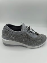 Load image into Gallery viewer, Crystal-Embellished Slip-On Gym Shoe