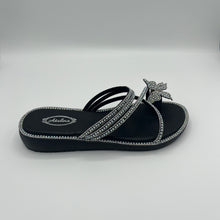 Load image into Gallery viewer, Crystal Cross-Strap Platform Slide Sandal
