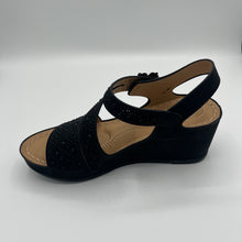 Load image into Gallery viewer, Black Floral Crystal T-Strap Sandal with Elastic Comfort Strap