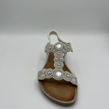 Load image into Gallery viewer, Medallion Circle Comfort T-Strap Sandal