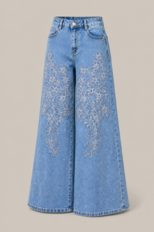 Load image into Gallery viewer, Floral Appliqué Wide-Leg Denim Pants — stone gray product three-quarter front image
