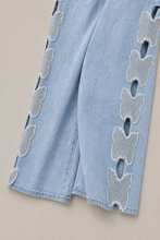 Load image into Gallery viewer, light-wash-distressed-ripped-wide-leg-jeans — stone gray product detail image
