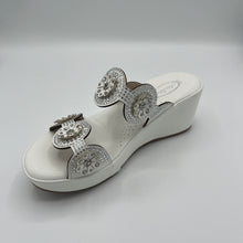 Load image into Gallery viewer, Pure Elegance Platform Slide with Crystal Medallion Embellishments
