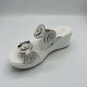 Pure Elegance Platform Slide with Crystal Medallion Embellishments