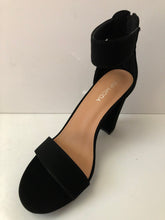 Load image into Gallery viewer, Black strappy party shoes. Strappy high heels. Open toe sandal high heels in black with large straps. Chunky heel. Secure fit with zipper closed heel backing. Good for parties and fancy events. Party shoes
